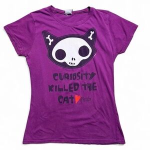 y2k Emily the strange “curiosity killed the cat” tee